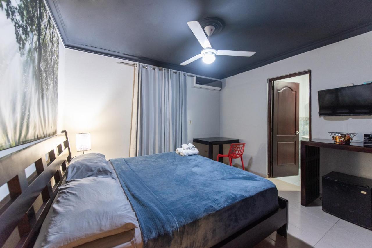 Hotel Casa Jum Santiago De Los Caballeros Eksteriør bilde